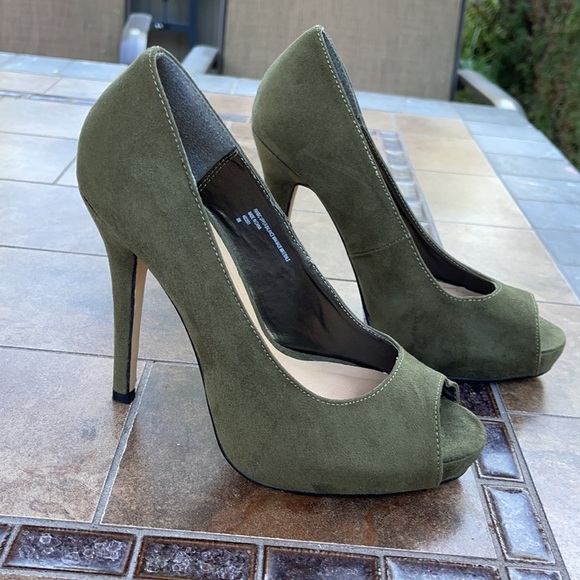Diba Olive Green Stiletto Open Toe Heels - Picture 2 of 7